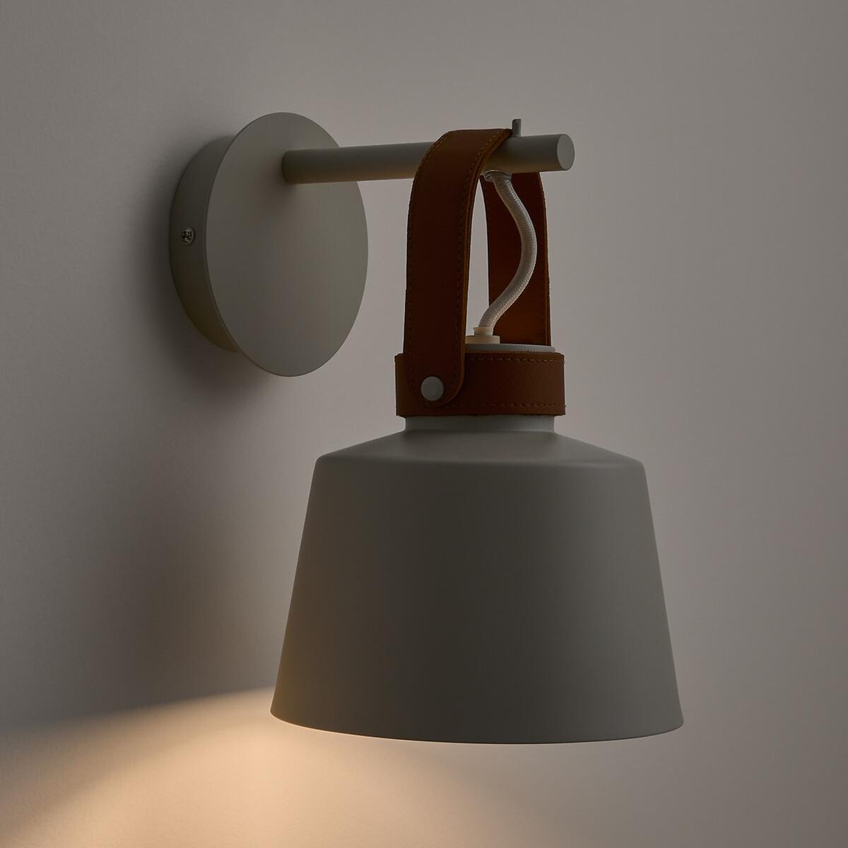 Oda Metal Wall Light – image 2