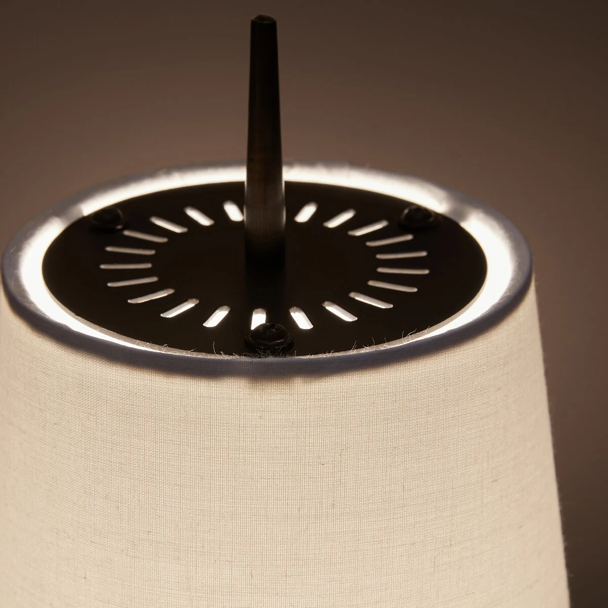 Jouanico Metal Wall Light – image 4