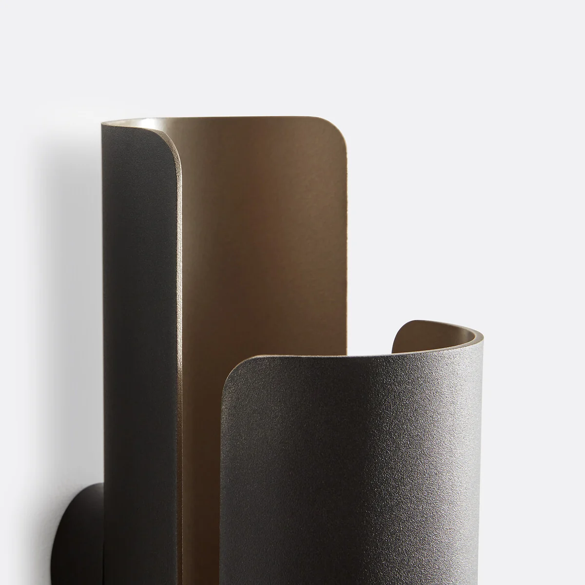 Keinta Metal Wall Light – image 5