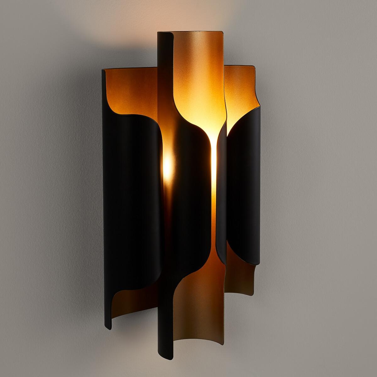 Henrio Metal Wall Light – image 3