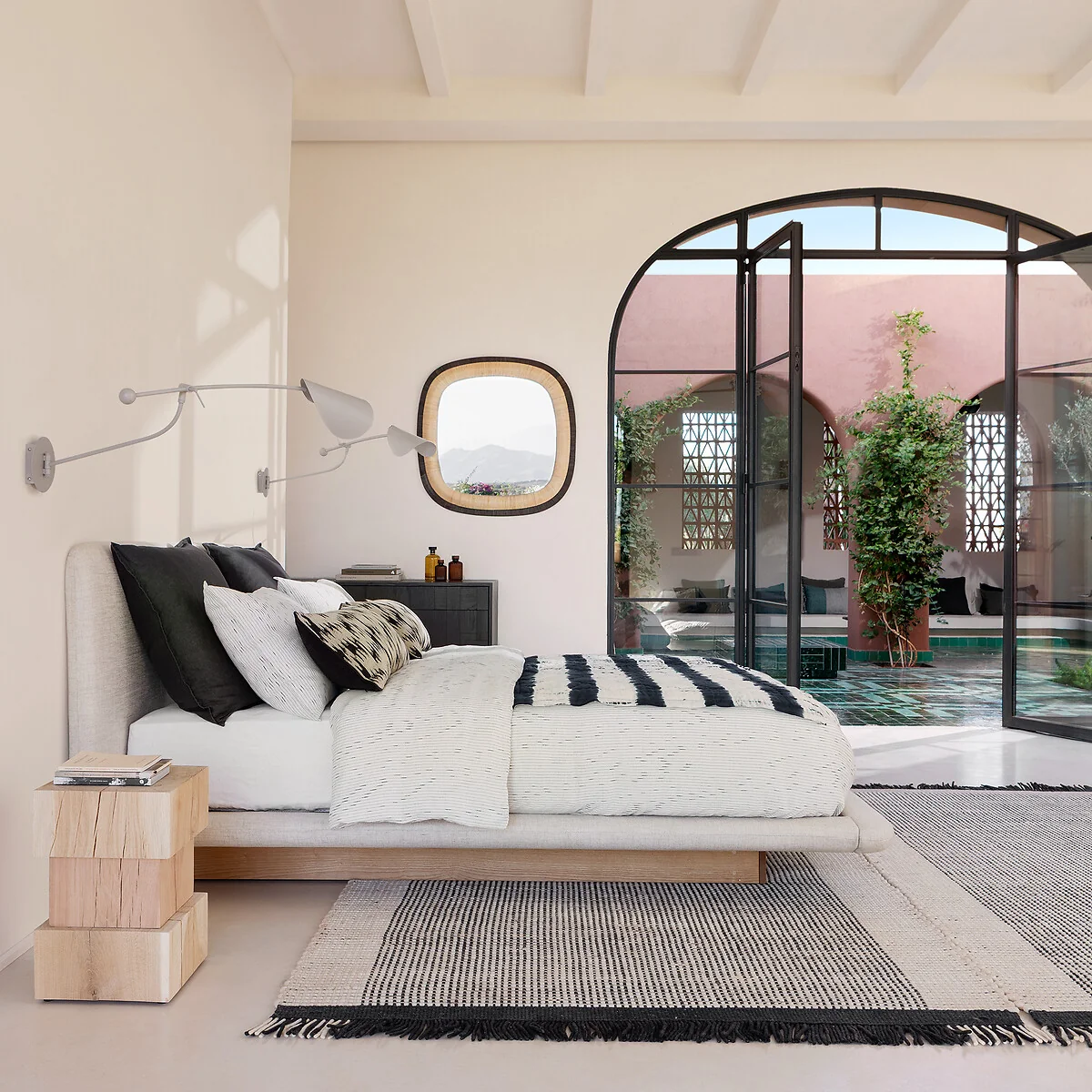 Funambule 1-Arm Articulated Metal Wall Lamp – image 2