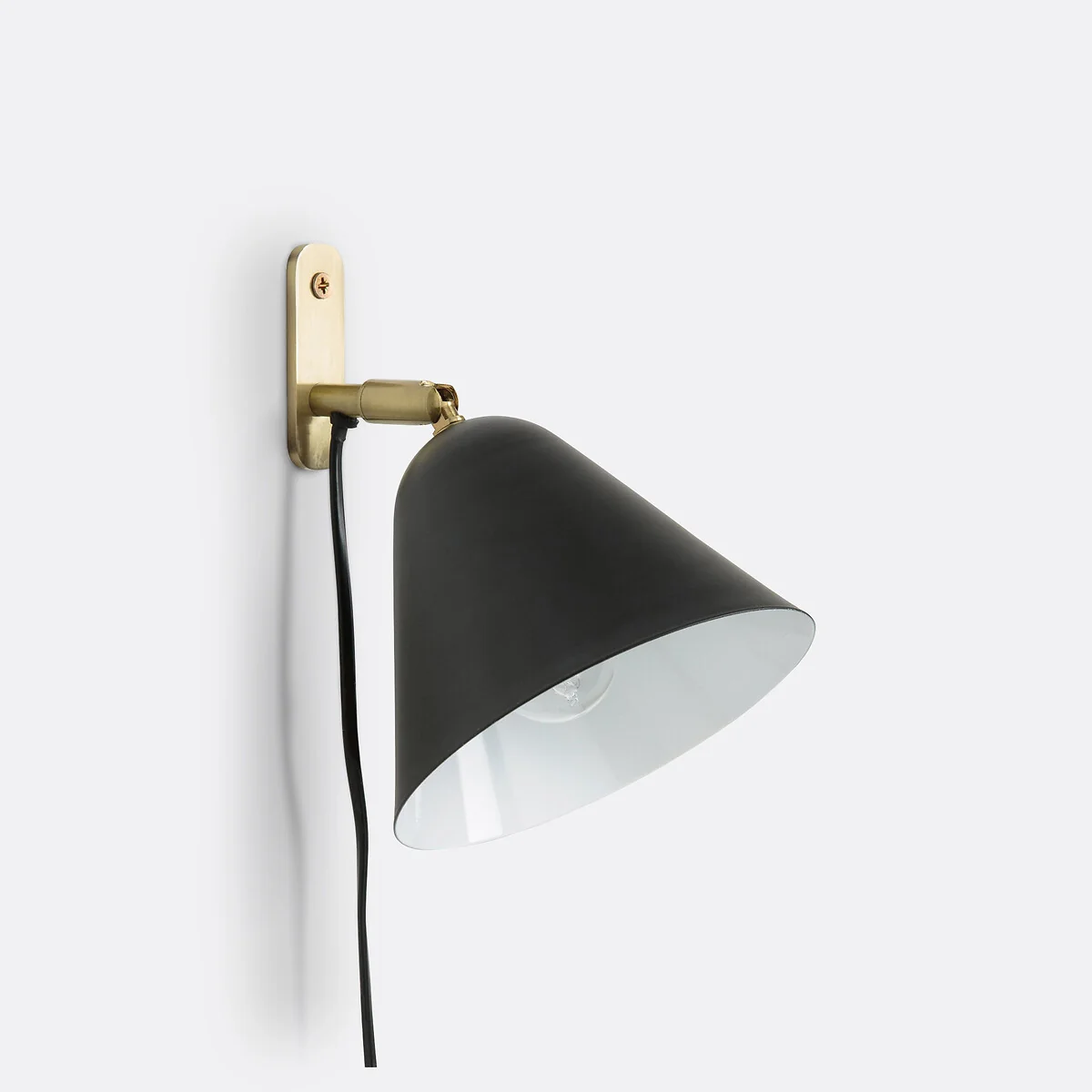 Copita Metal Wall Light – image 2