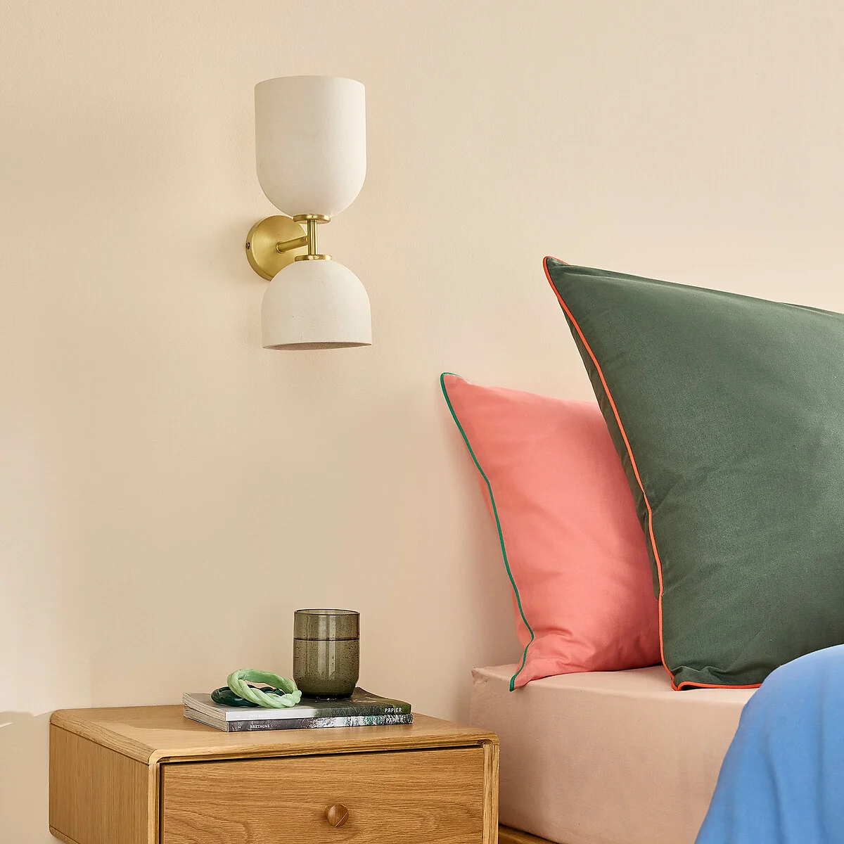 Bolodia Paper Mâché and Brass Effect Wall Light – image 4