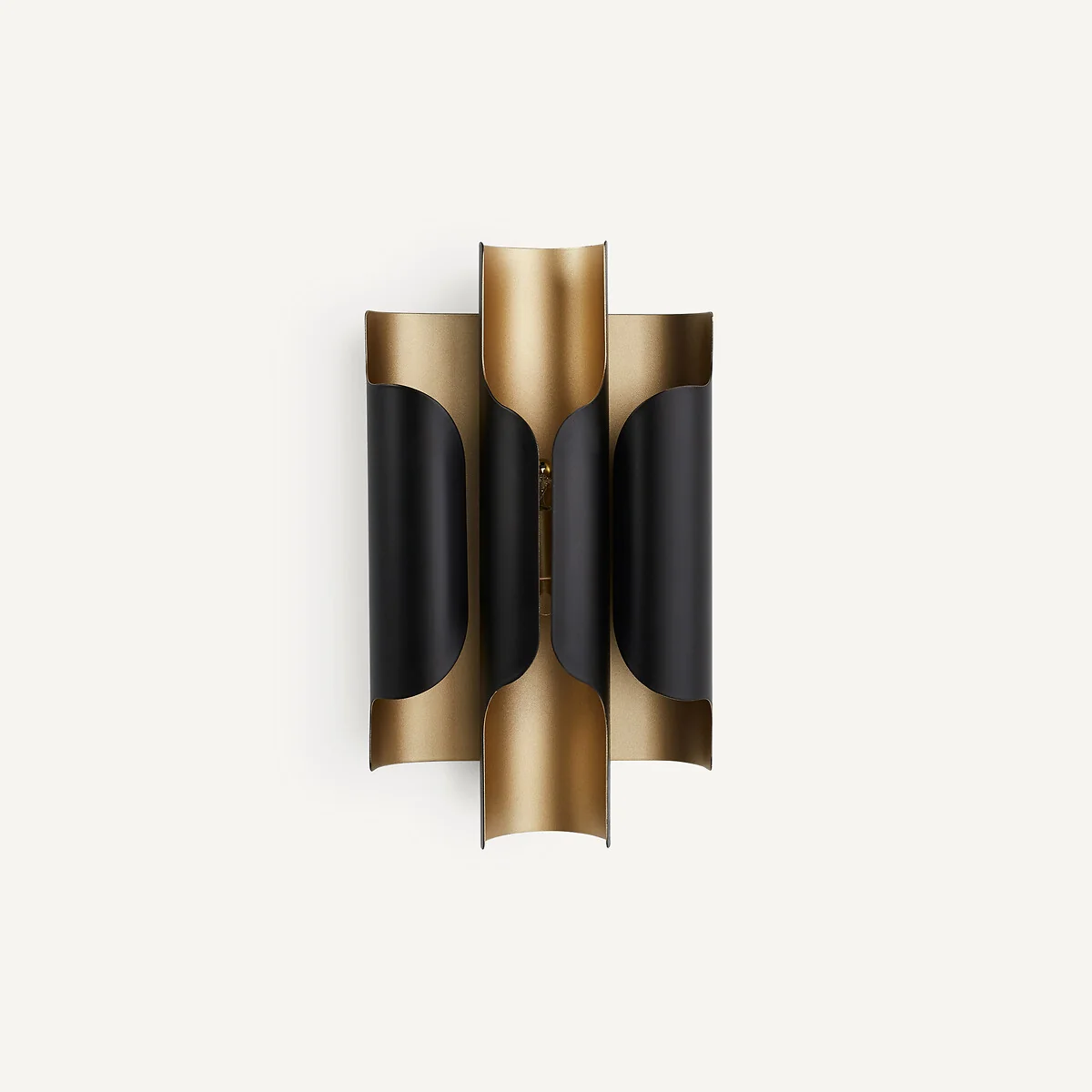 Henrio Metal Wall Light – image 4