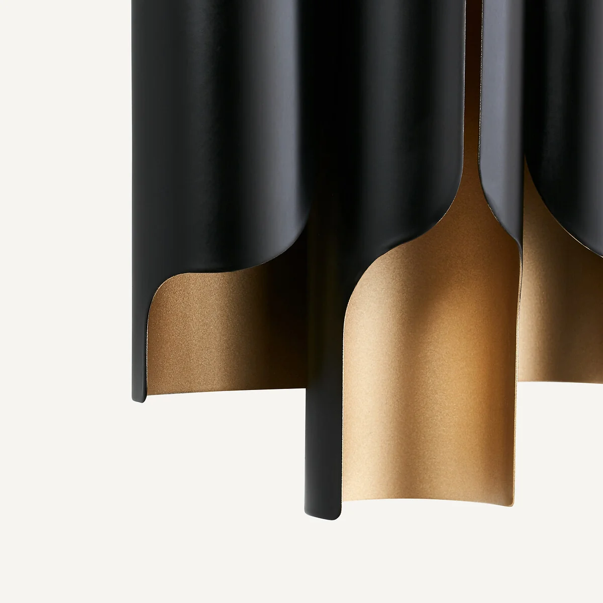 Henrio Metal Wall Light – image 6