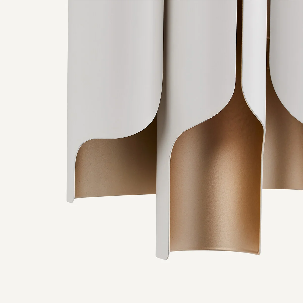 Henrio Metal Wall Light – image 4