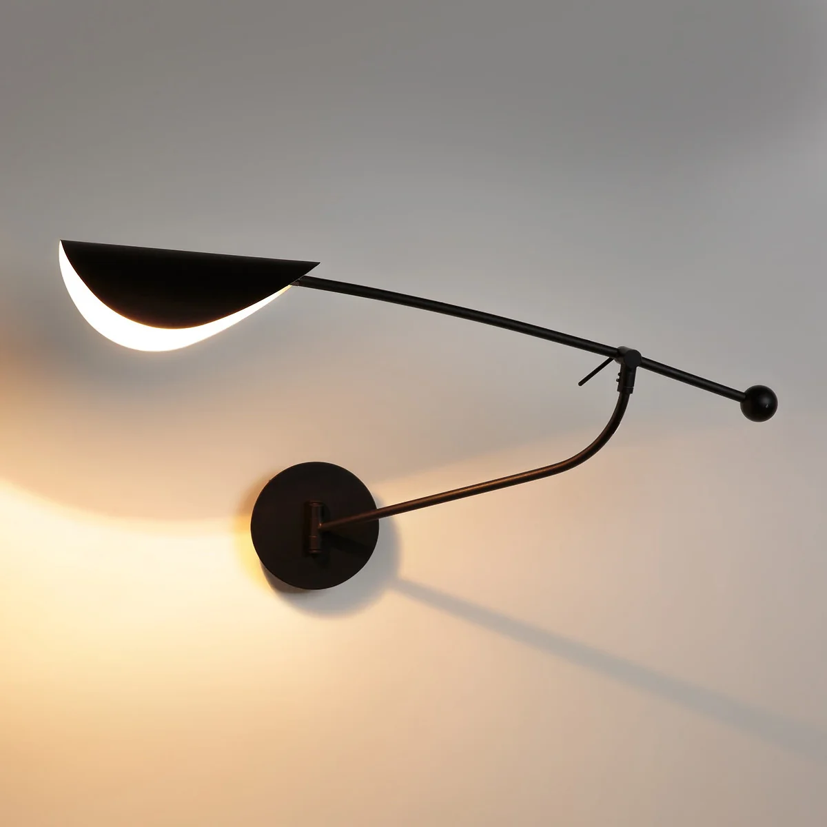 Funambule Black Metal Single Arm Wall Light – image 3