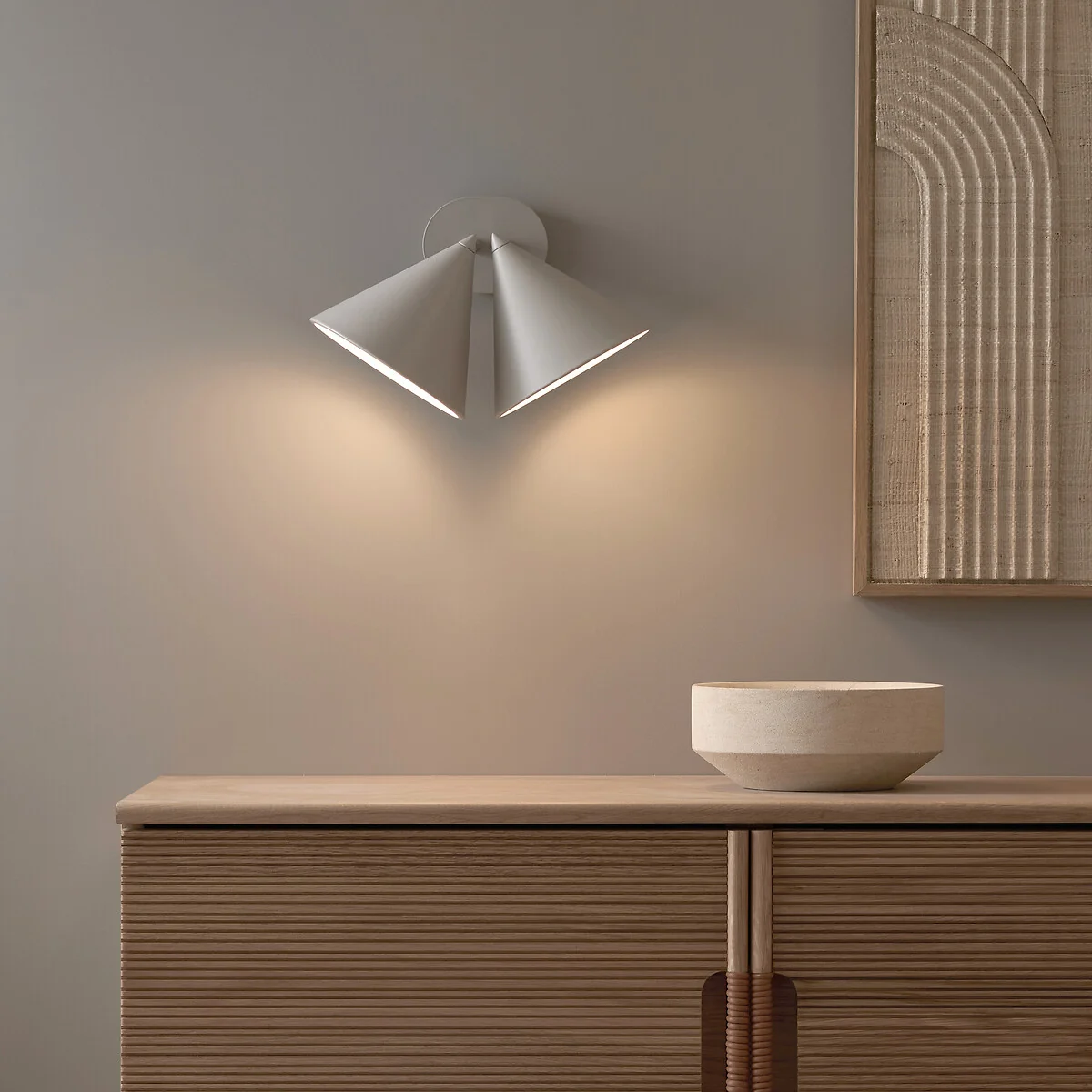 Moke Double Cone Wall Light – image 2