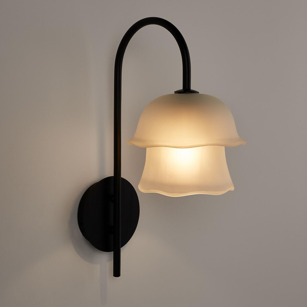 Linza Wall Light in Metal and Sandblasted Glass – image 2
