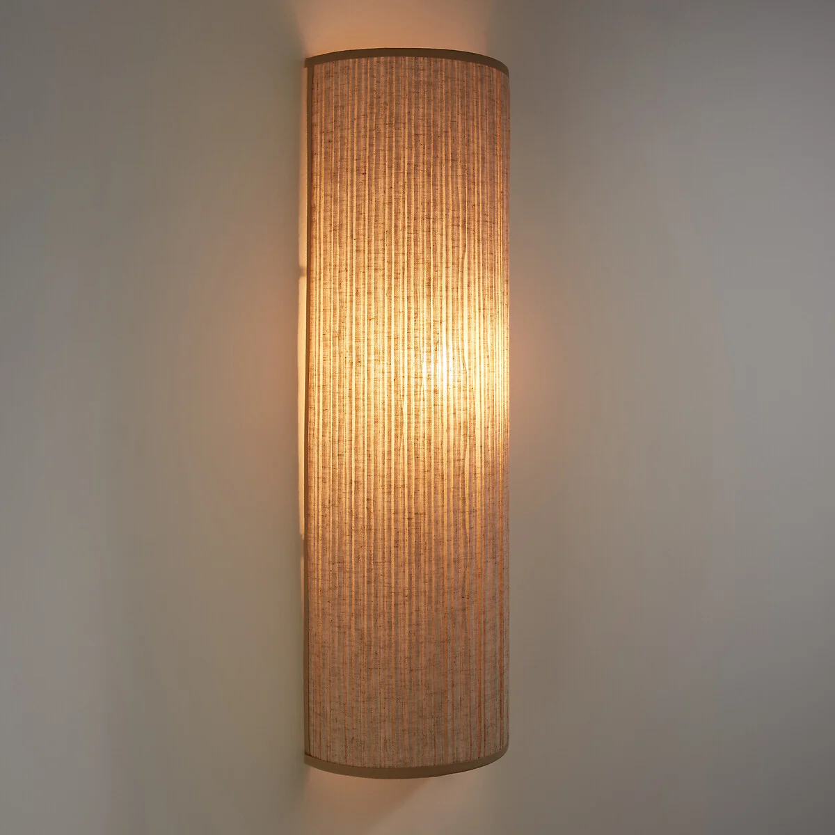 Jakoma Pleated Linen Wall Light – image 3