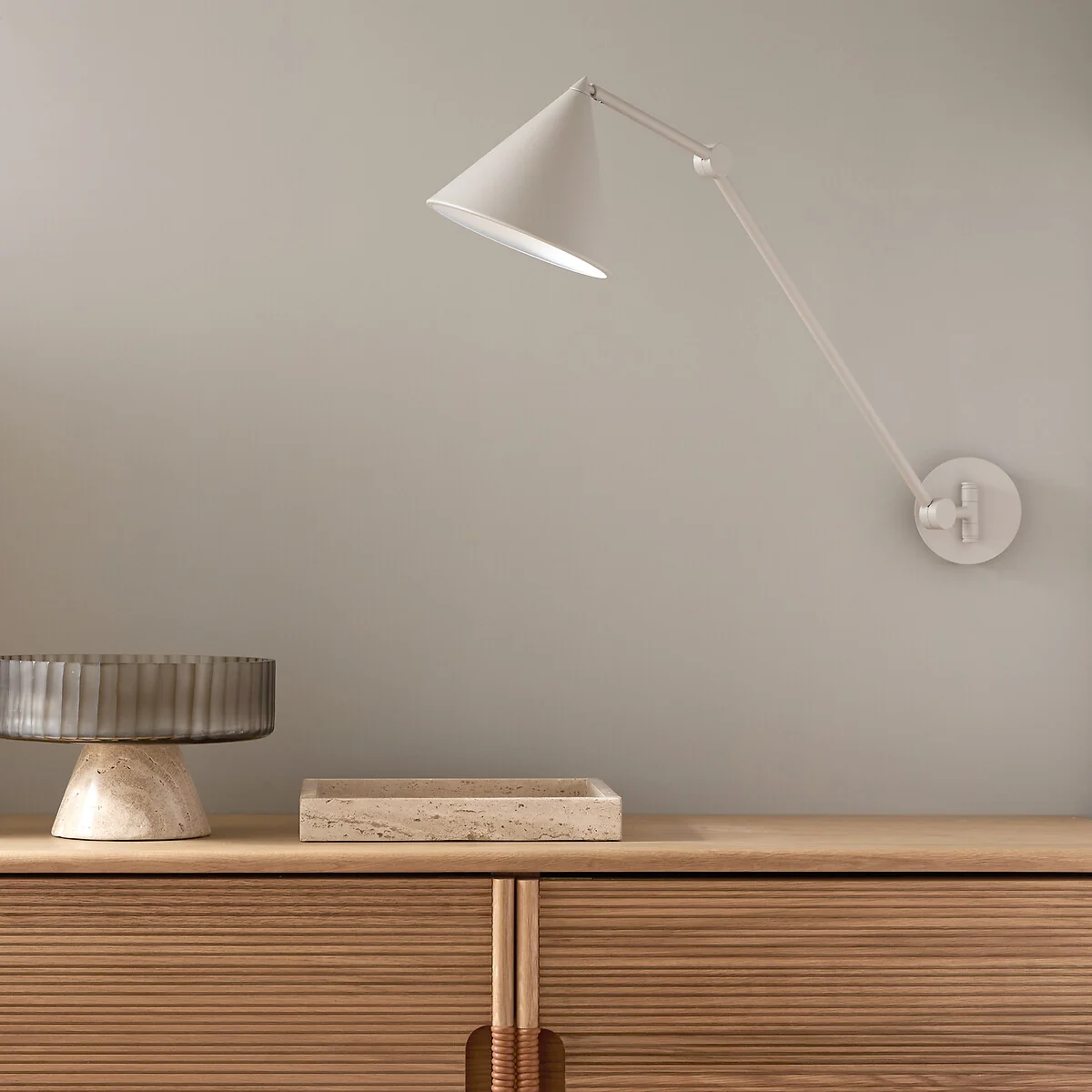 Moke Metal Wall Light – image 4