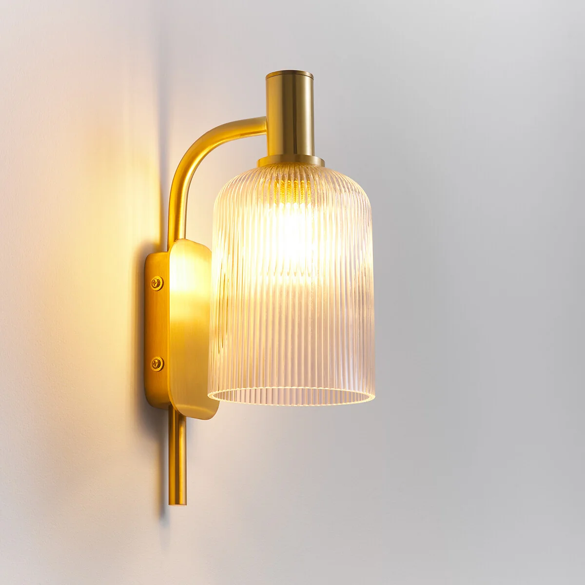 Bogota Brass and Striated Glass Wall Lamp – image 3