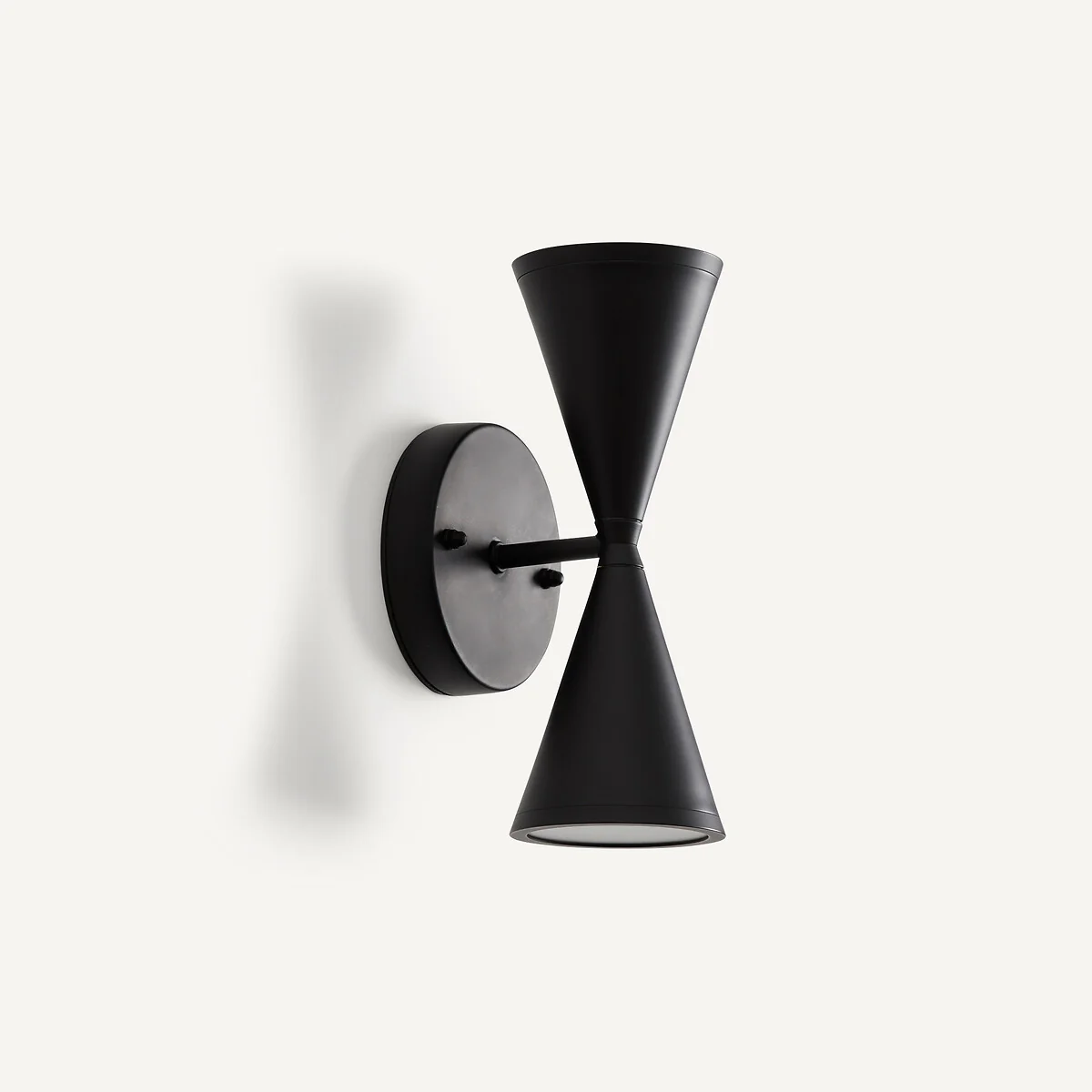 Bisbille Metal Exterior Double Wall Light – image 4