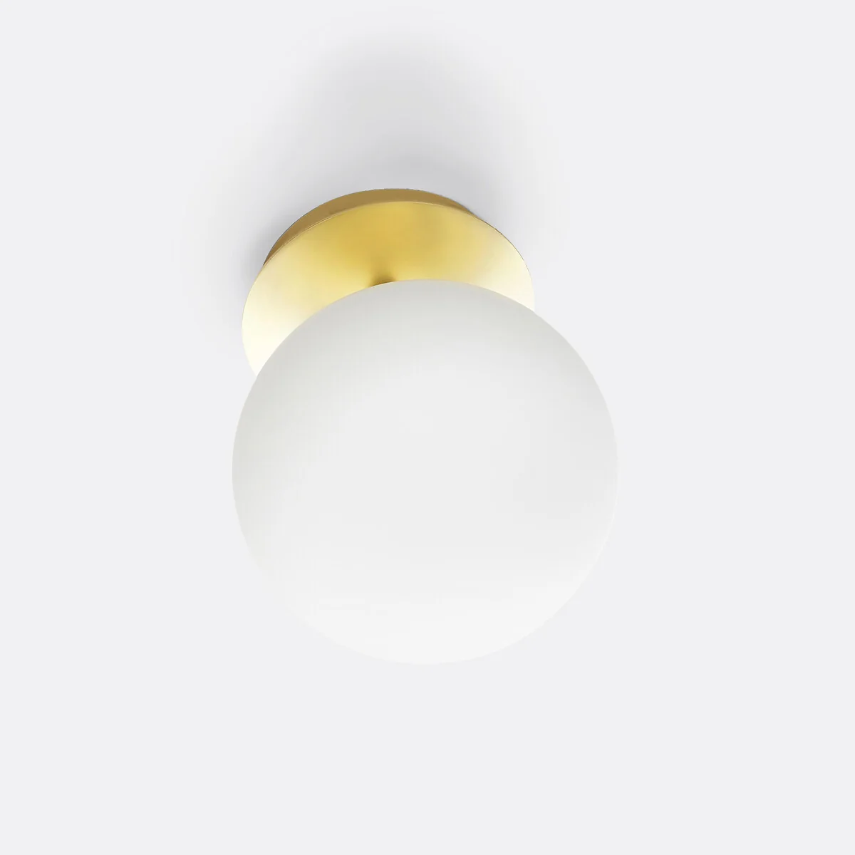 Moricio Wall Light in Brass and Opaline – image 7
