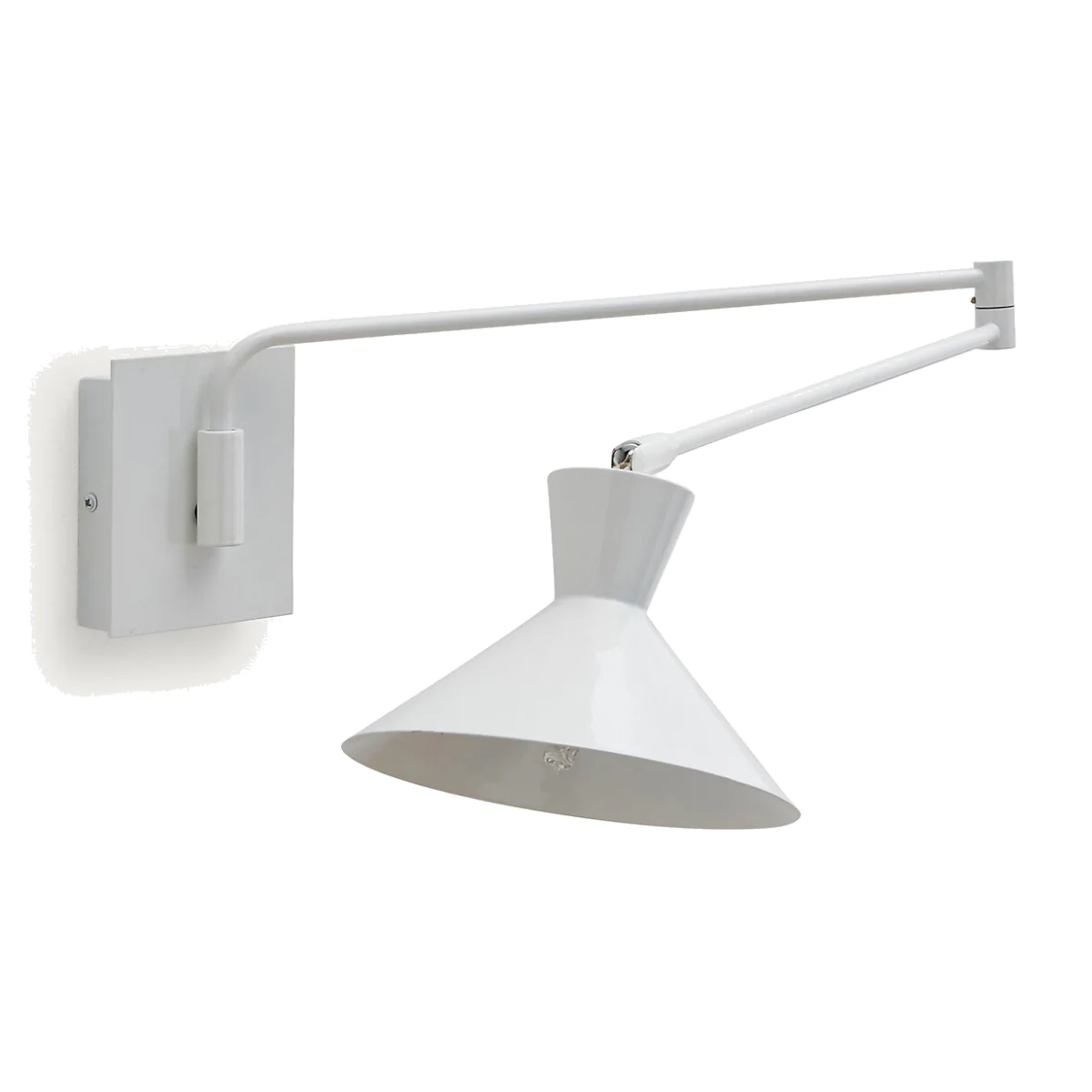 Voltige Contemporary Articulated Metal Wall Light – image 1