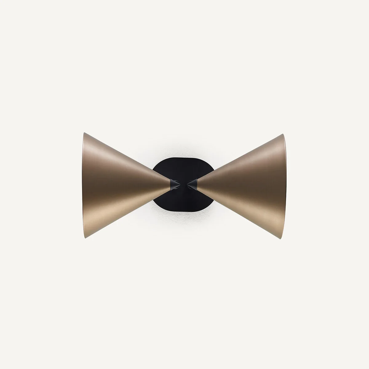 Moke Double Cone Wall Light – image 6