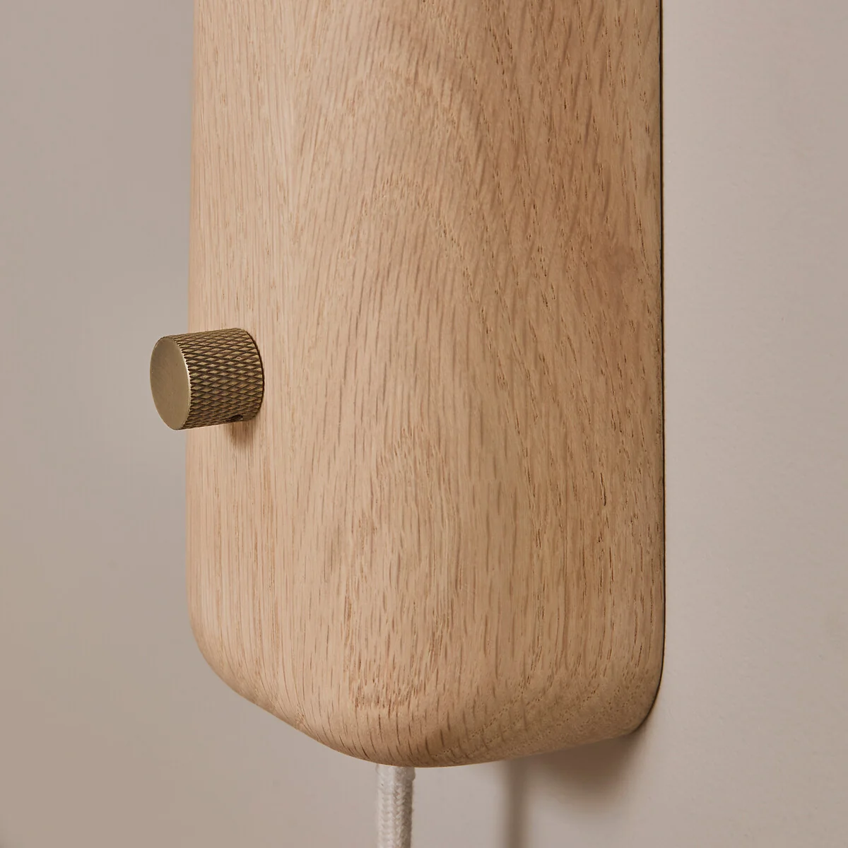 Nestwood Articulated Wall Light in Solid Oak and Linen – image 6