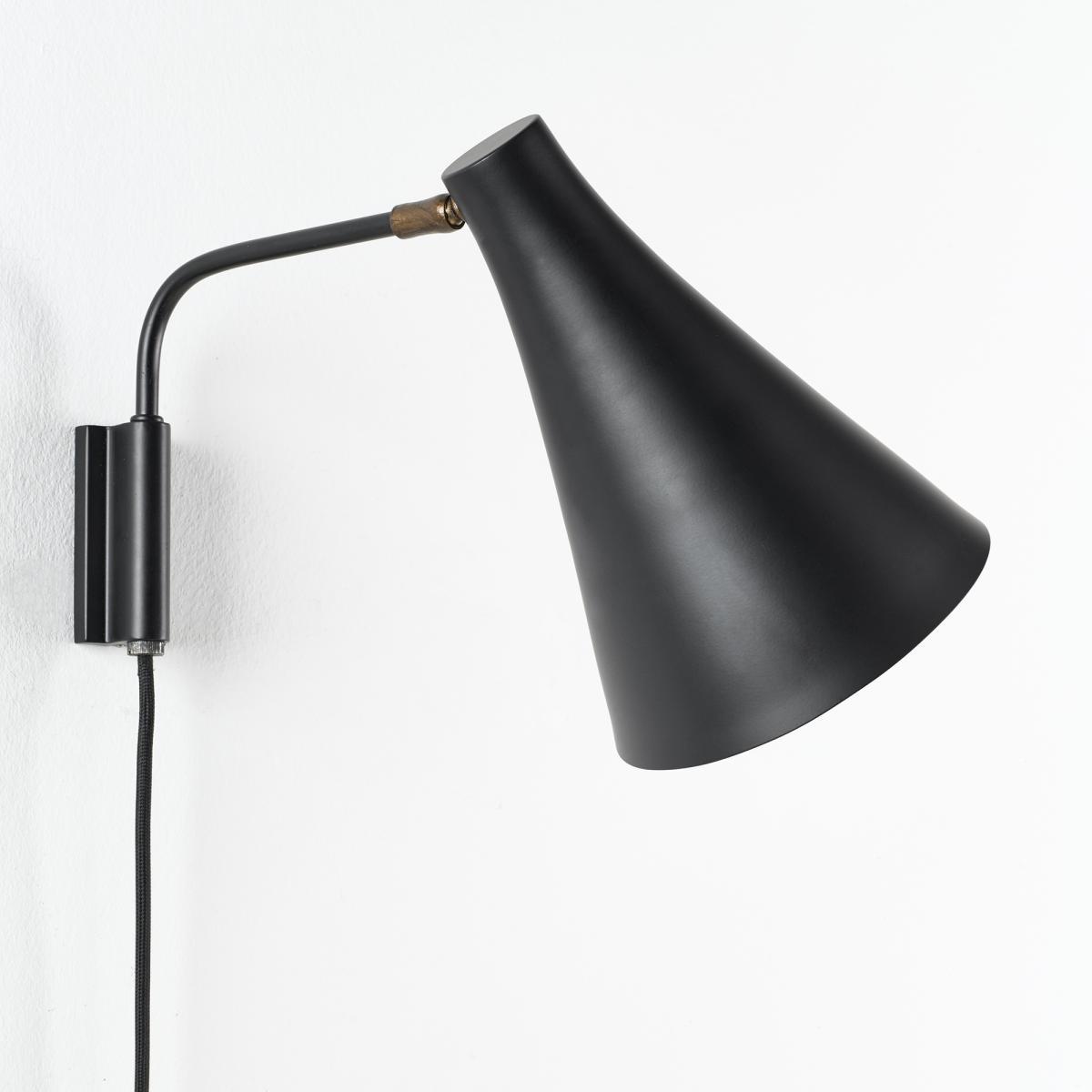 Jameson Contemporary Wall Light in Metal – image 4
