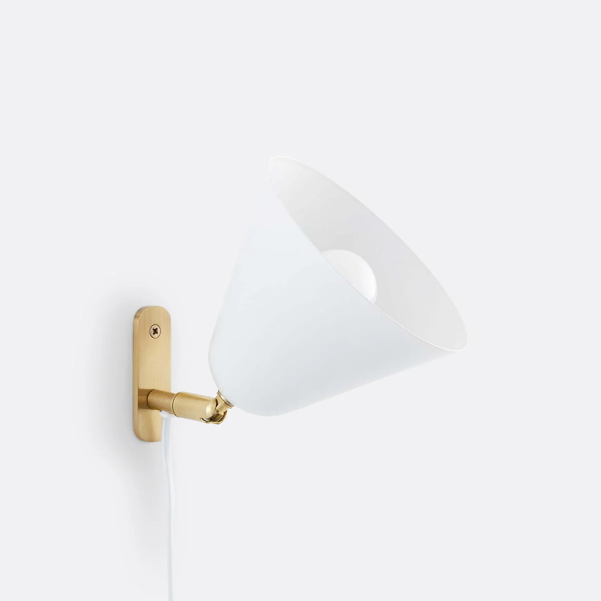 Copita Metal Wall Light – image 6