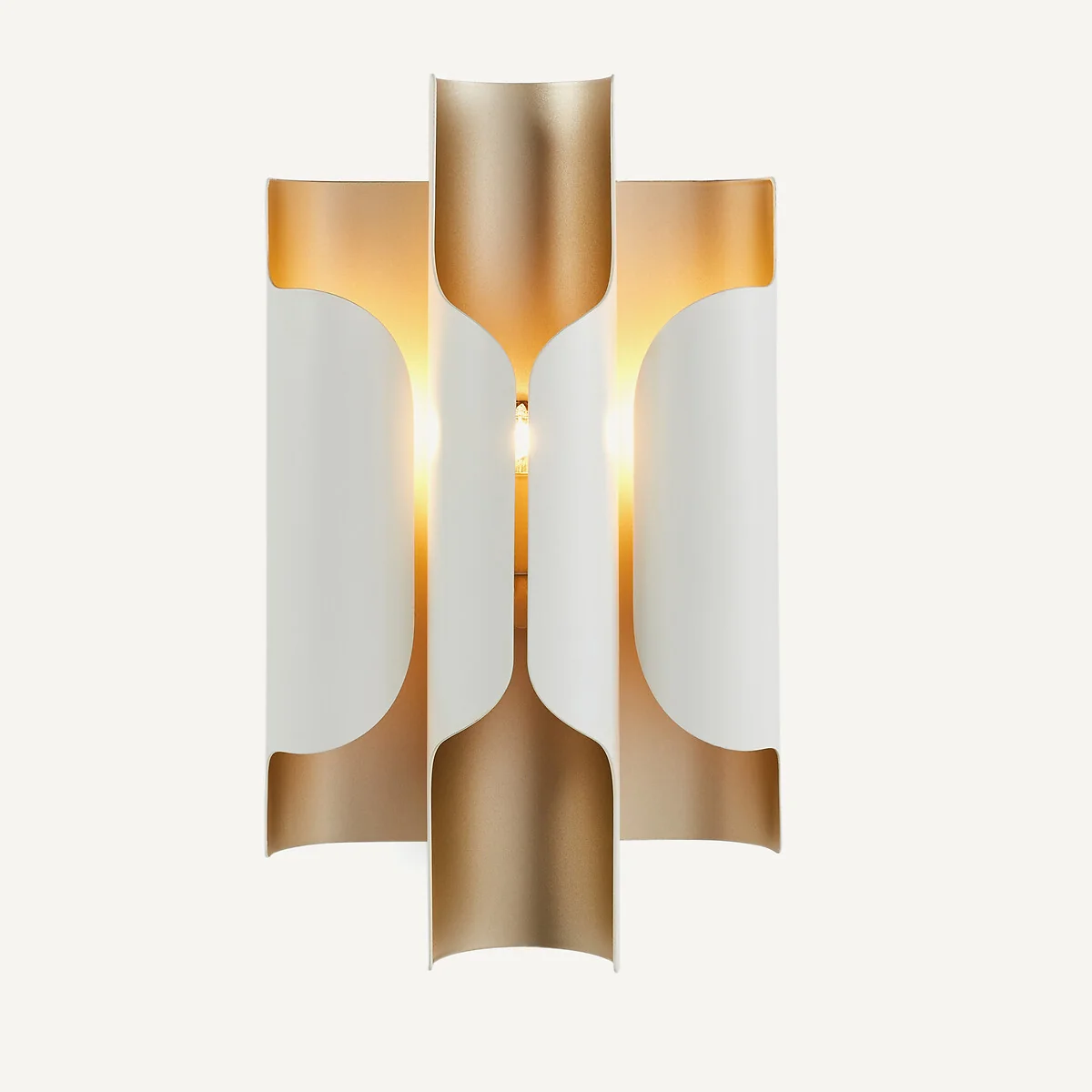 Henrio Metal Wall Light – image 2