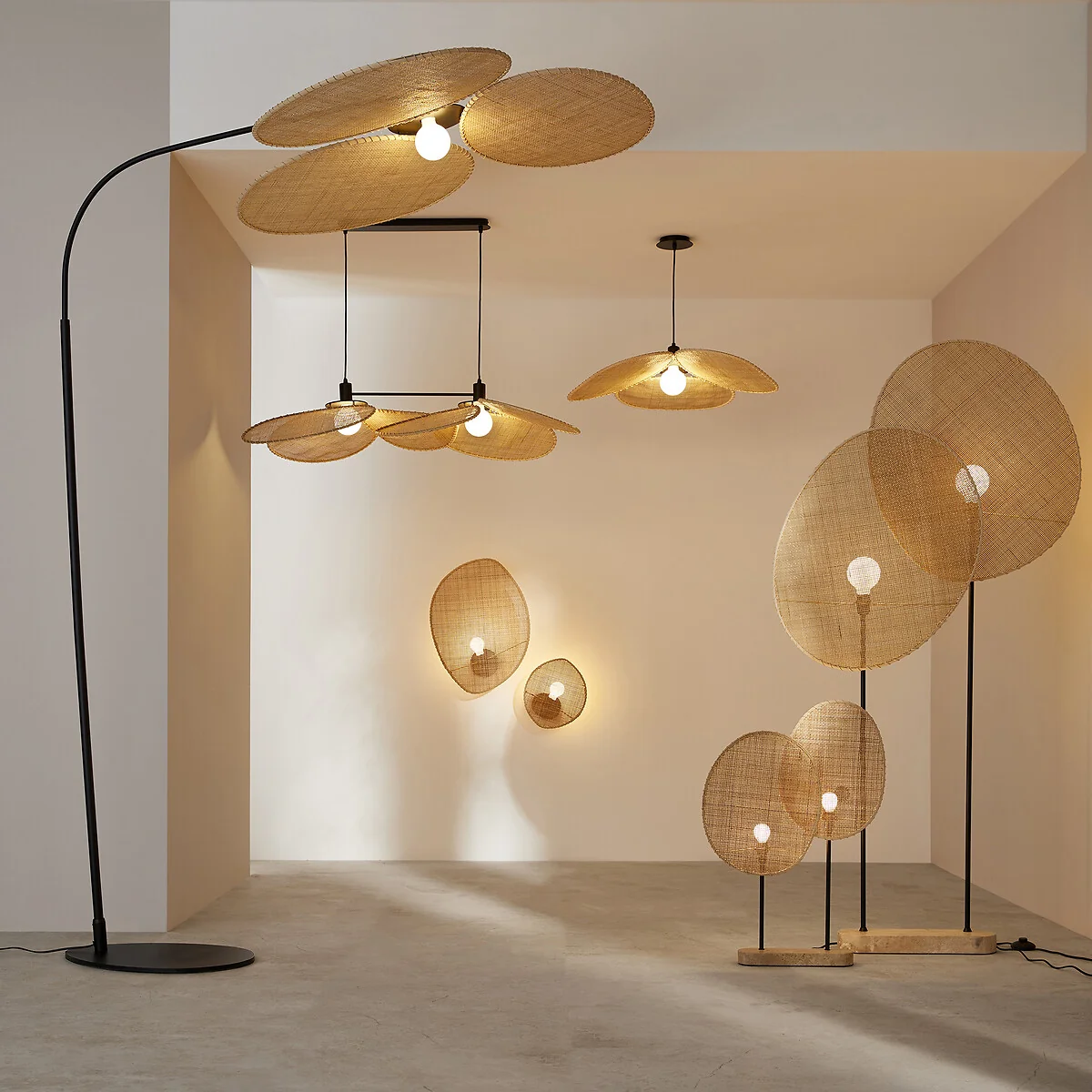 Canopee Large Wall Light by E. Gallina in Rattan & Metal – image 2