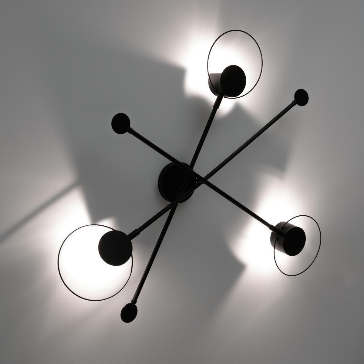 Pragua Contemporary Wall Light in Metal – image 2
