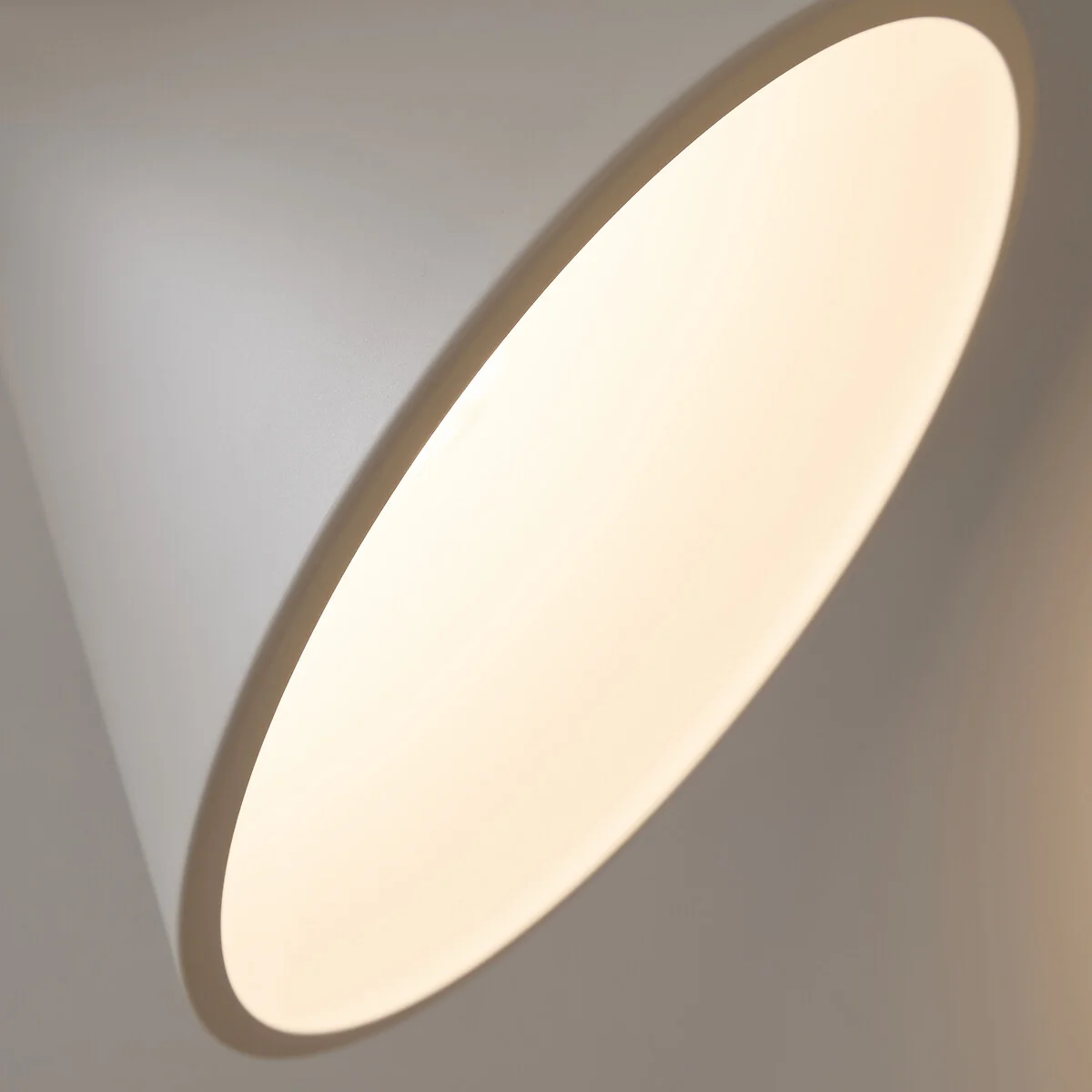 Moke Cone Metal Wall Light – image 5