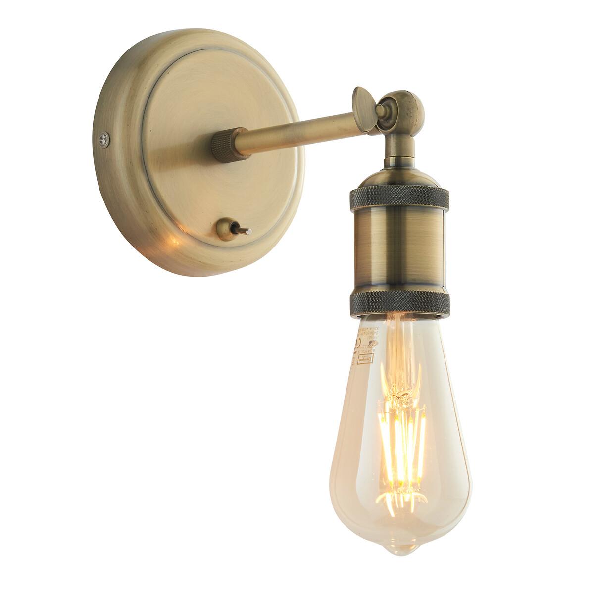 Dennery Wall Light – image 3