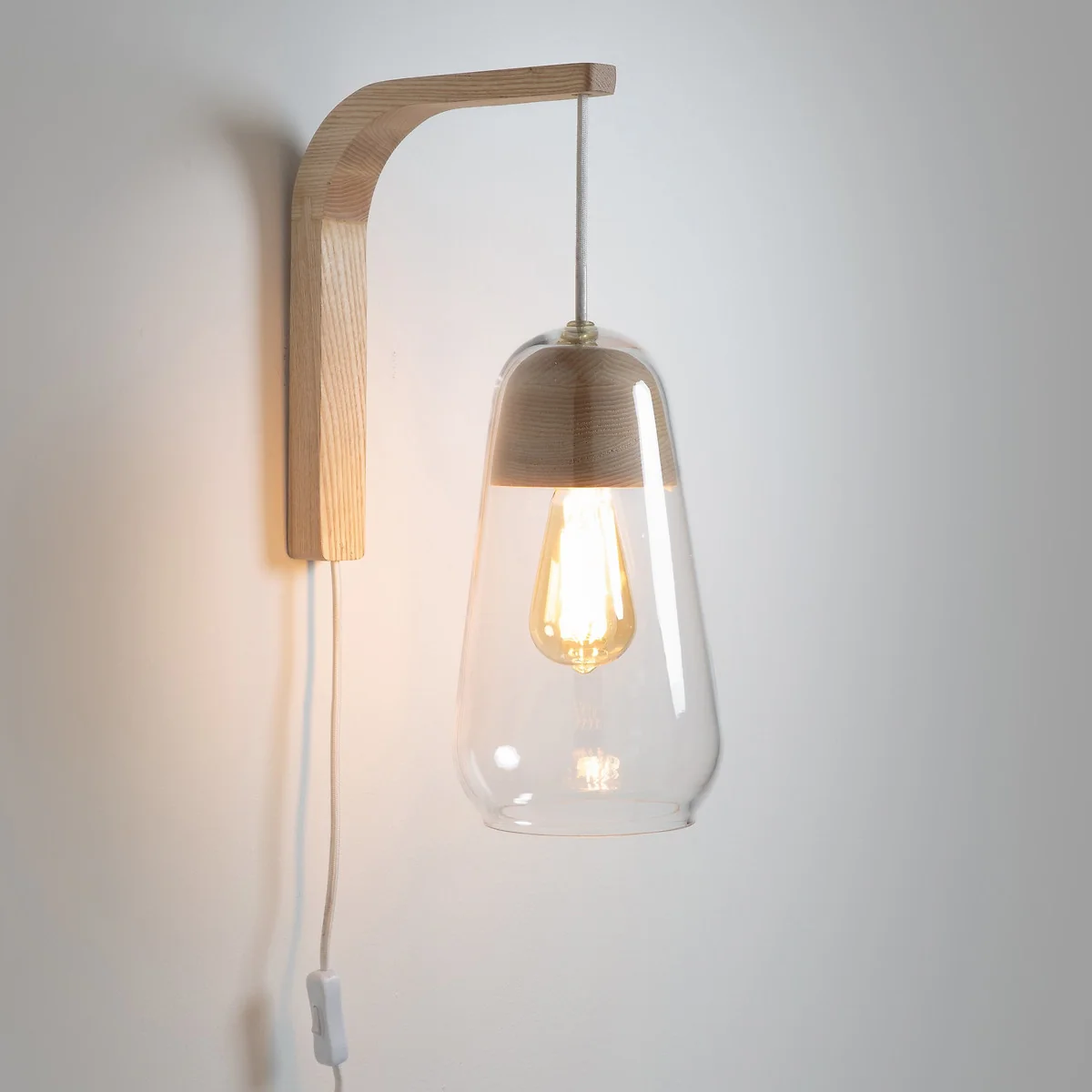 Nasoa Contemporary Wall Light in Glass & Wood – image 4