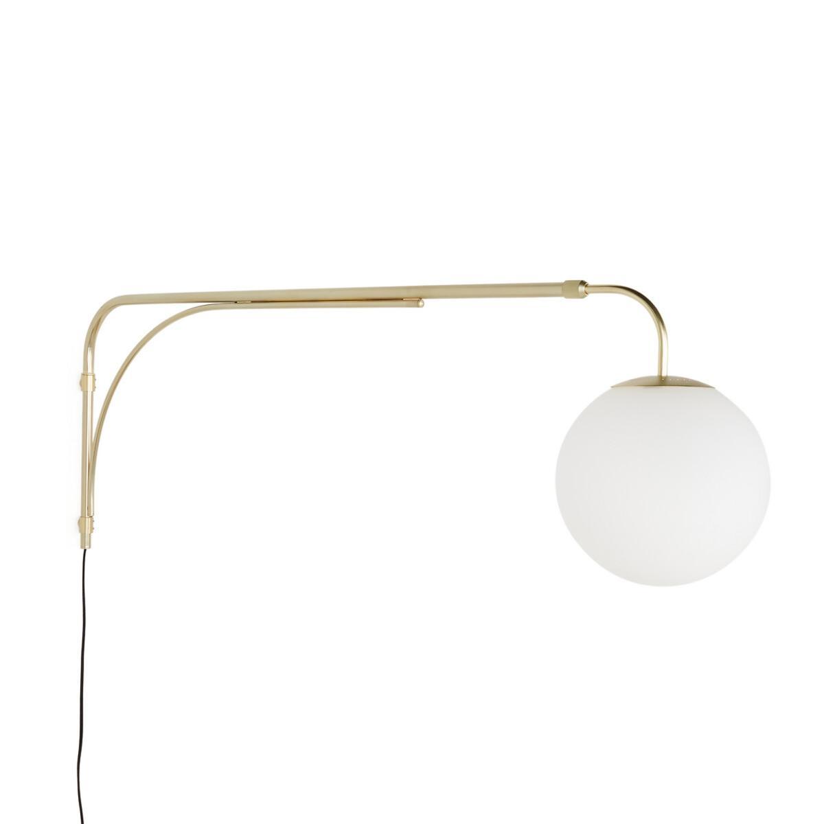 Moricio Wall Light in Brass and Opaline – image 3