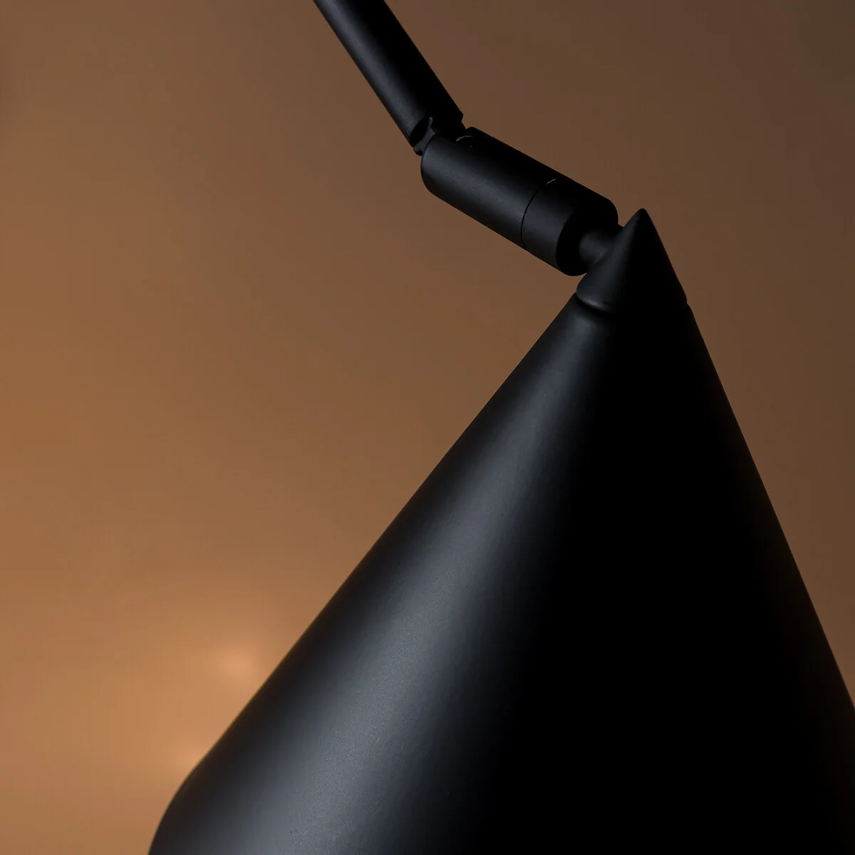 Moke Articulated Double-Arm Wall Light – image 5