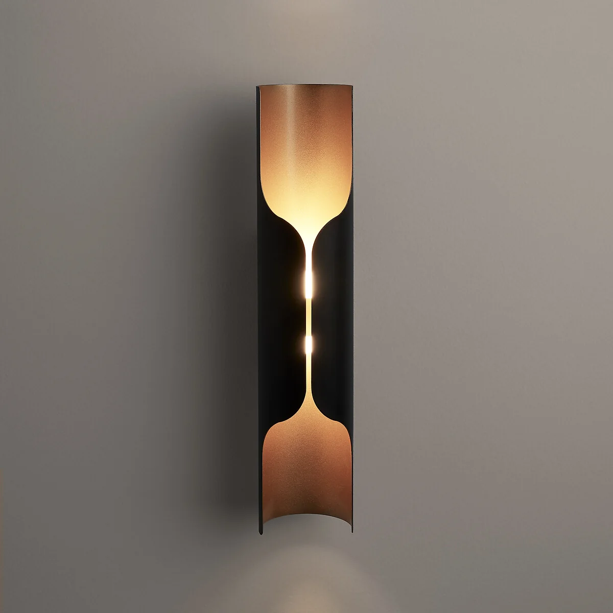 Henrio Iron Simple Wall Light – image 4