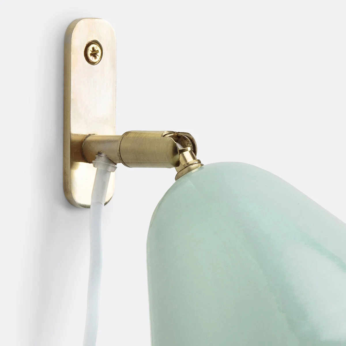 Copita Metal Wall Light – image 4