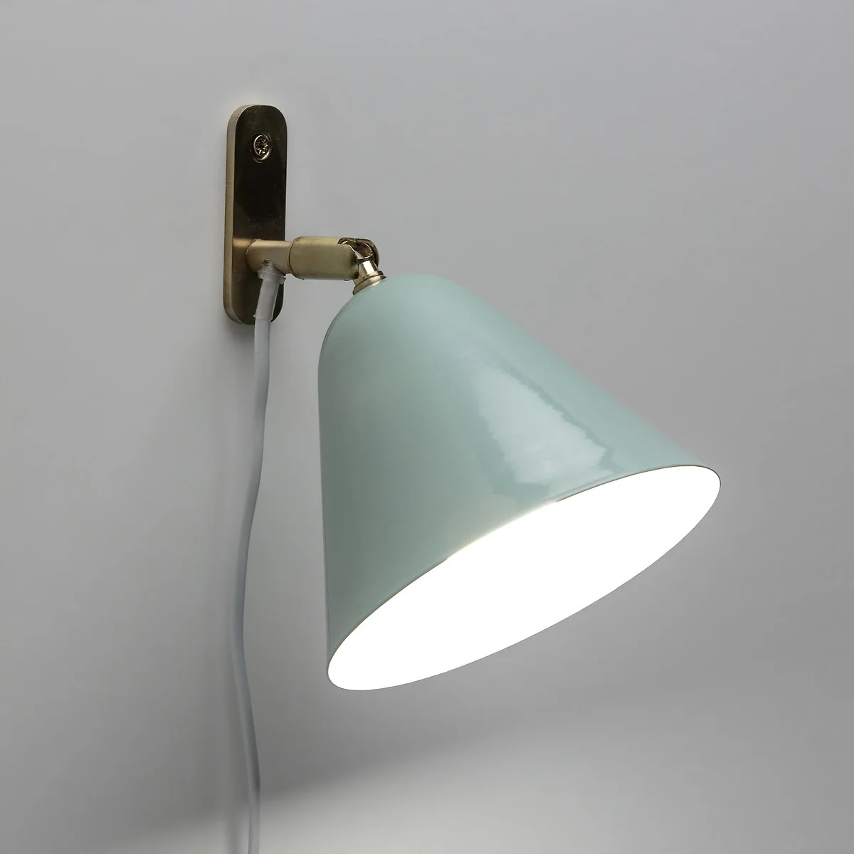 Copita Metal Wall Light – image 5