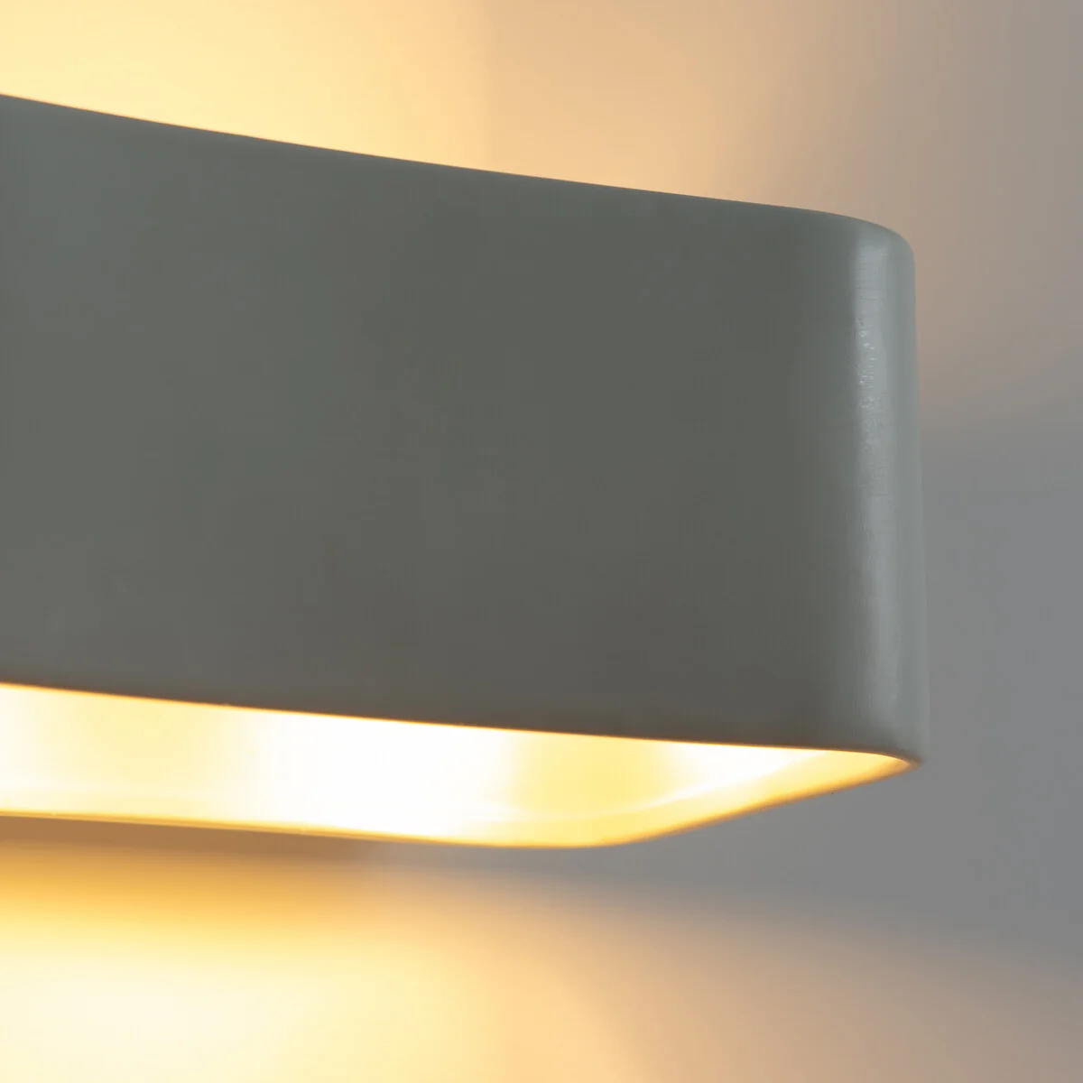 Debou Ceramic Wall Light – image 8