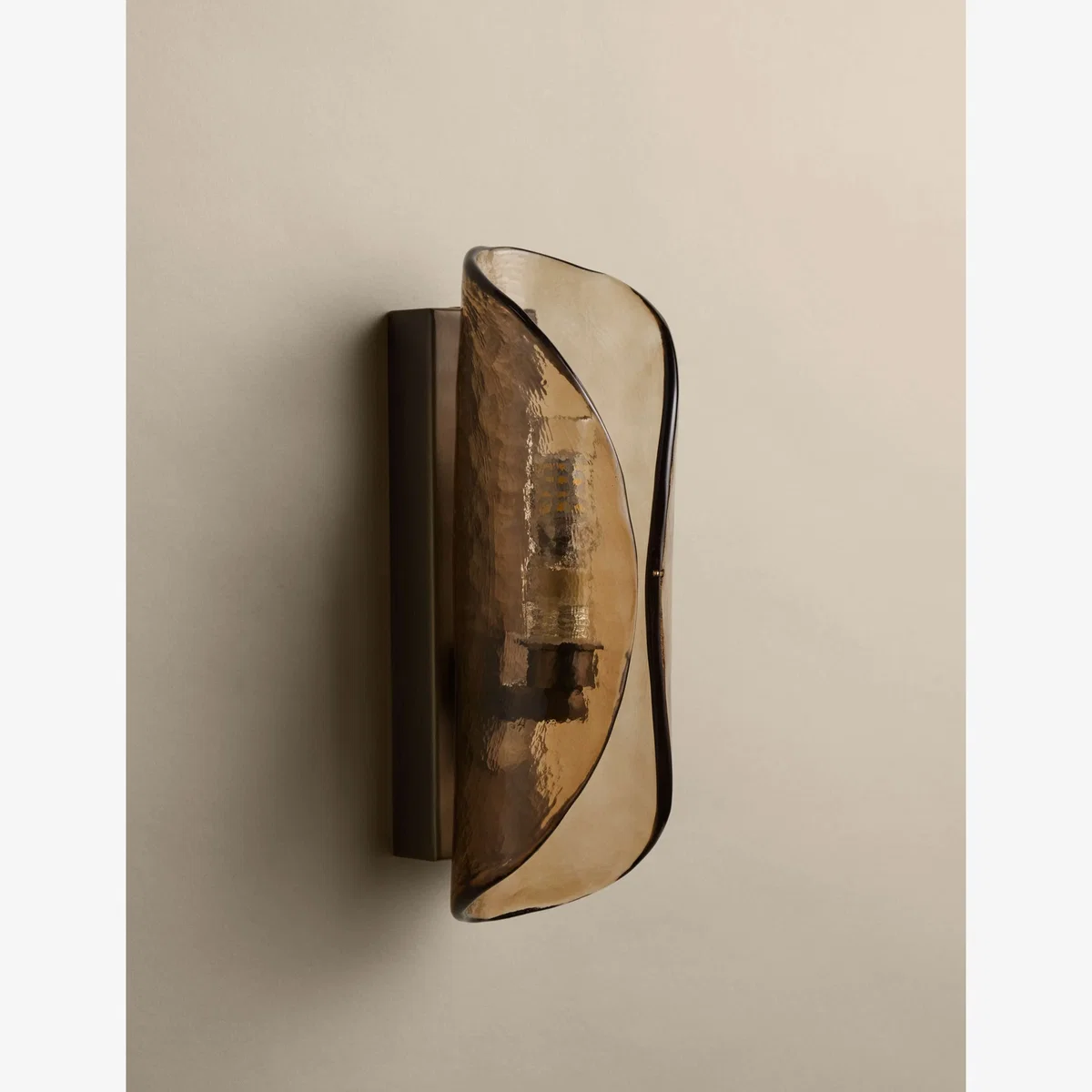 M&S Curved Glass Wall Light Antique Brass – image 1