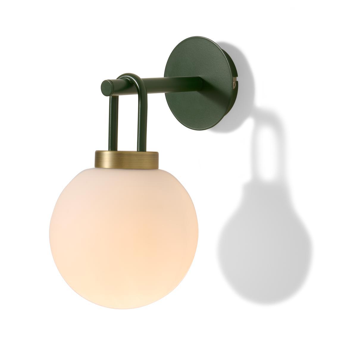 Nyro Wall Lamp, Green Glass & Antique Brass – image 2