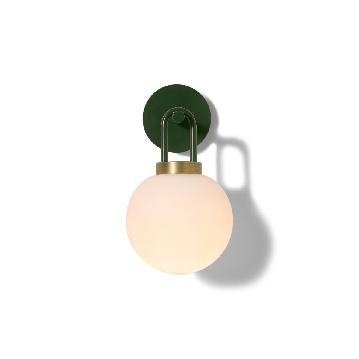 Nyro Wall Lamp, Green Glass & Antique Brass – image 7