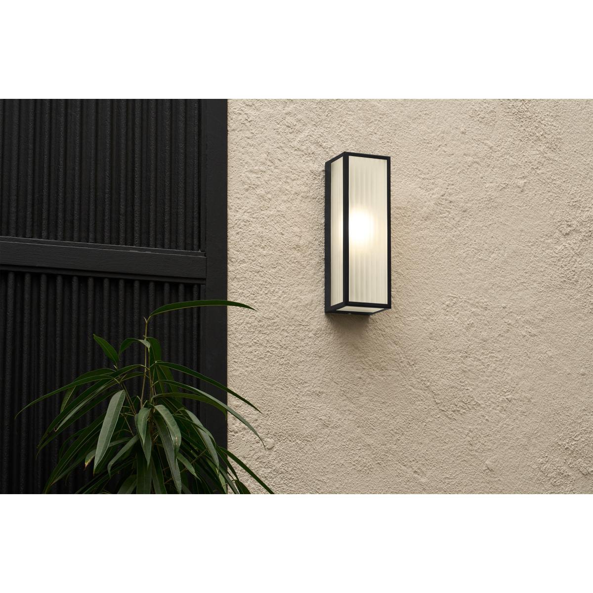Paraga Long Outdoor Wall Light, Black – image 3