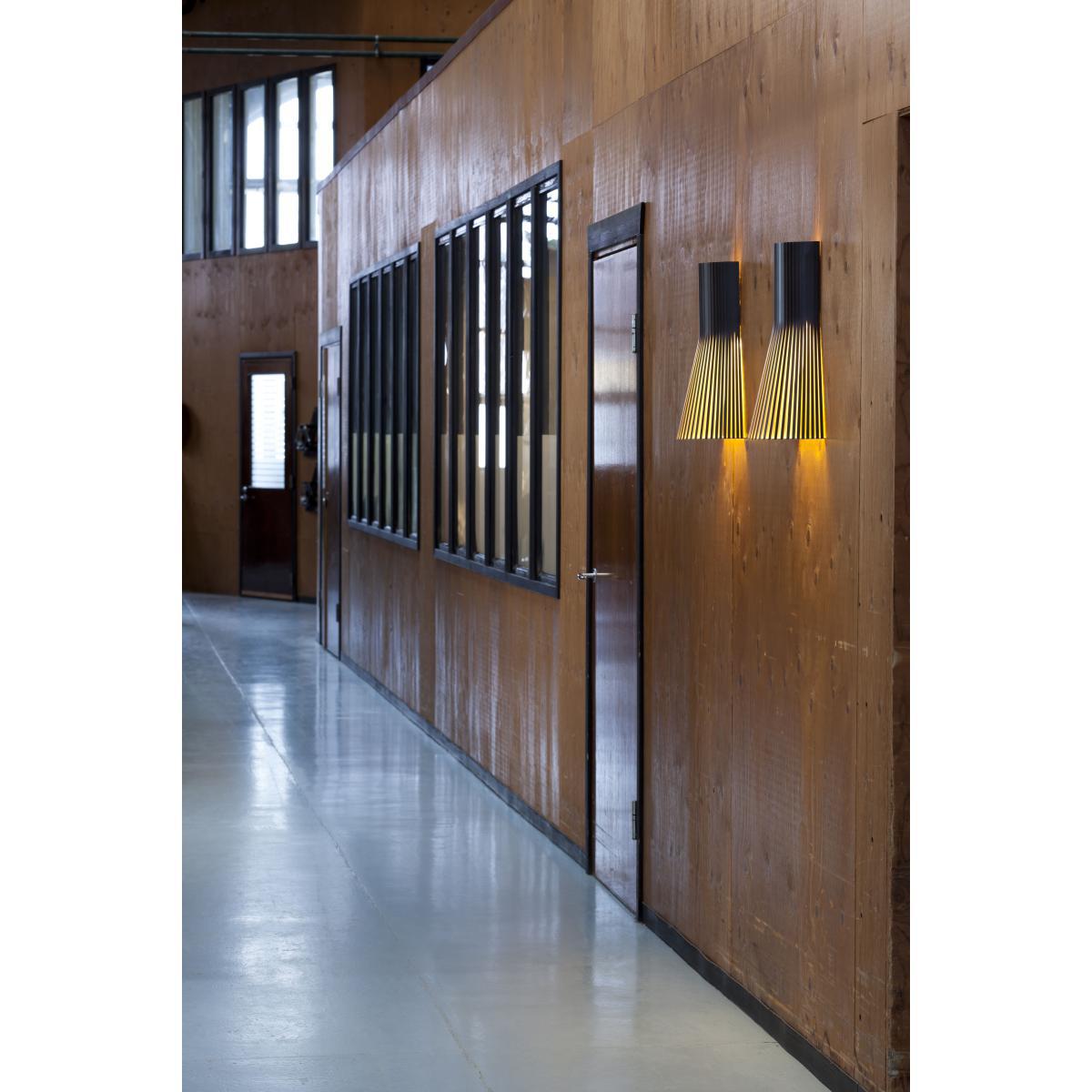 Secto S Wall light with plug - / H 45 cm by Secto Design Black – image 2