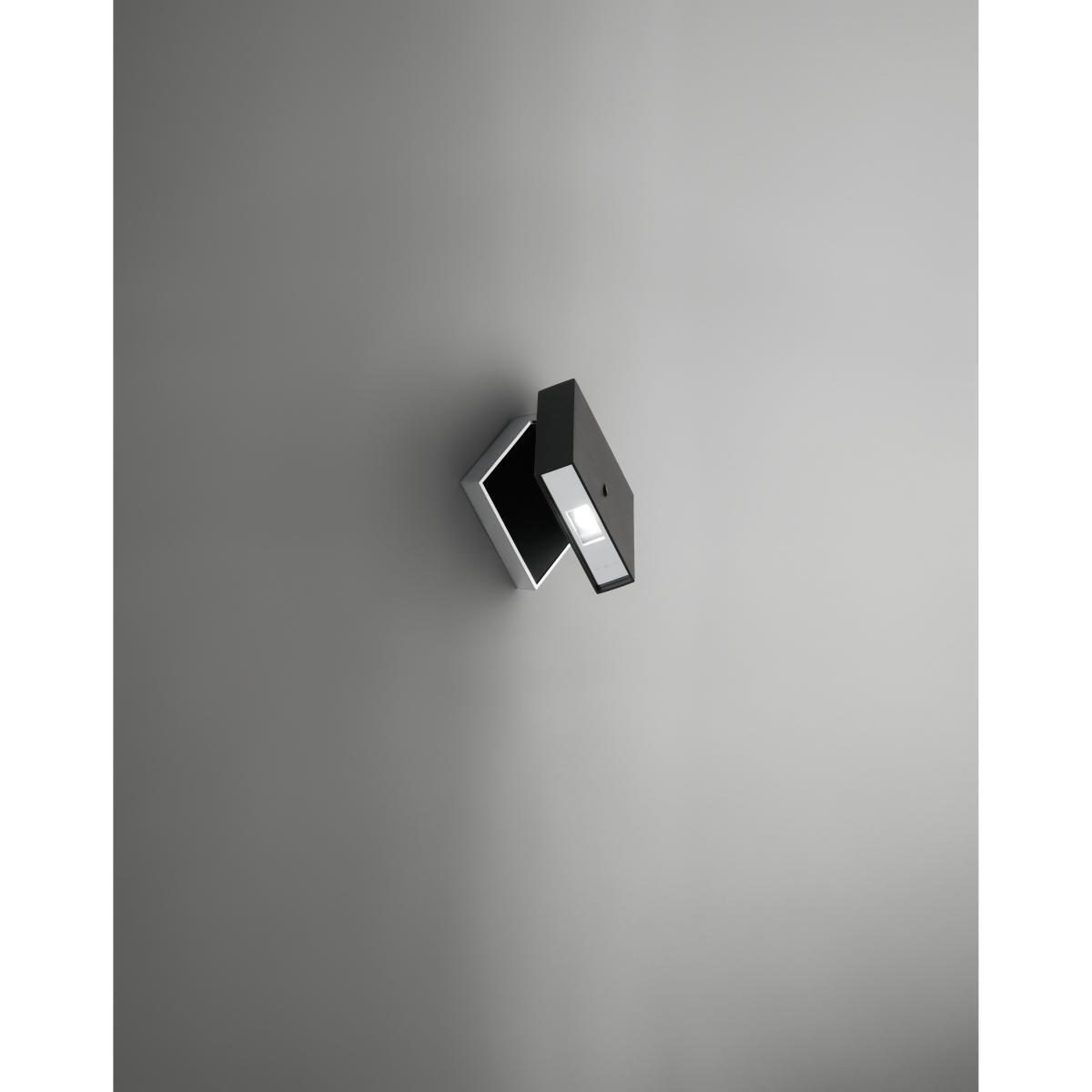 Alpha Wall light by Vibia Black – image 3
