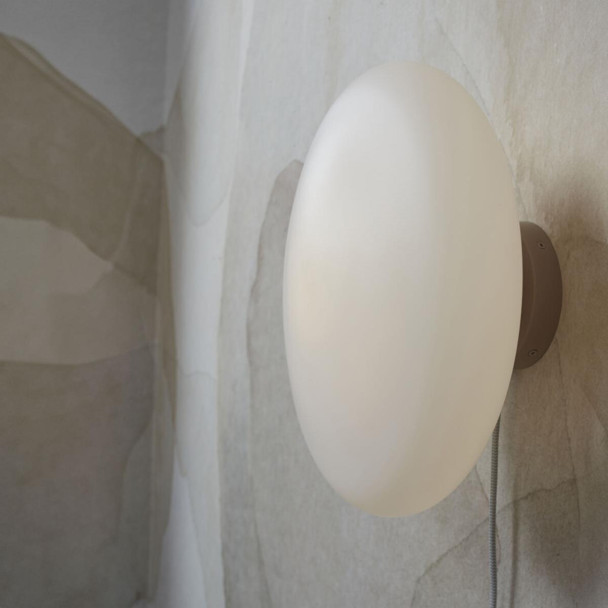 Sapporo Wall light with plug glass white / Ø 34 cm - It's about Romi – image 2