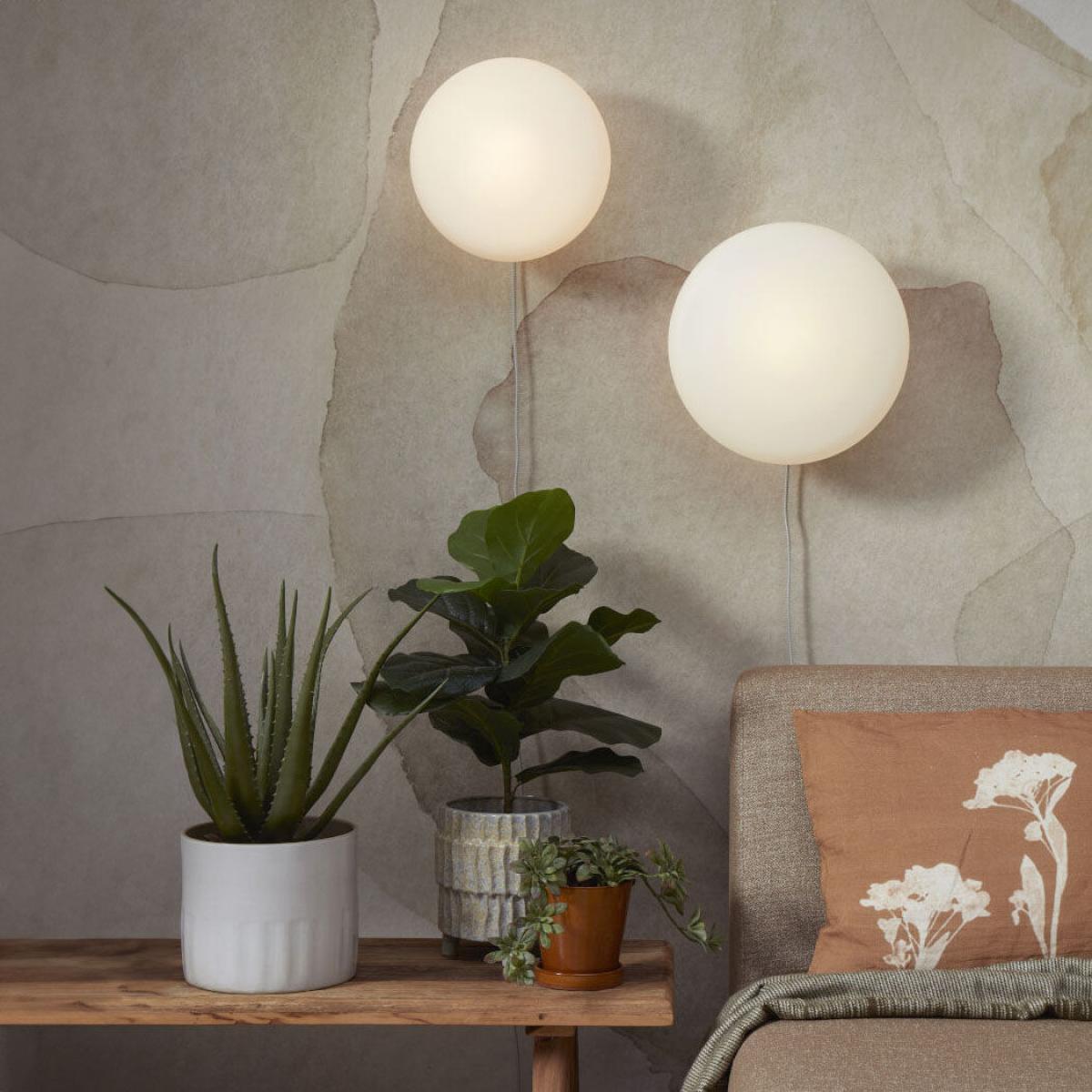 Sapporo Wall light with plug glass white / Ø 34 cm - It's about Romi – image 4