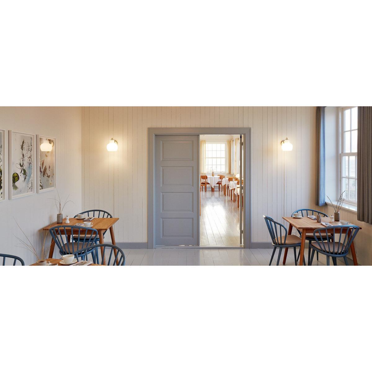 VL Ring Crown Wall light with plug - / 1940 reissue by Louis Poulsen White/Gold/Metal – image 3