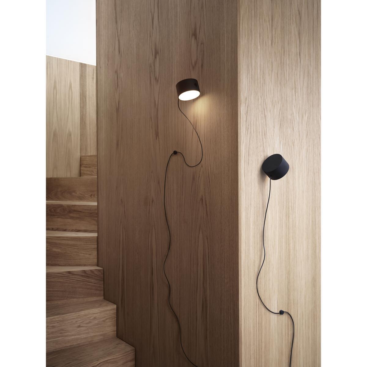 Post Wall light with plug - / LED - Adjustable magnetic spotlight by Muuto Black – image 3