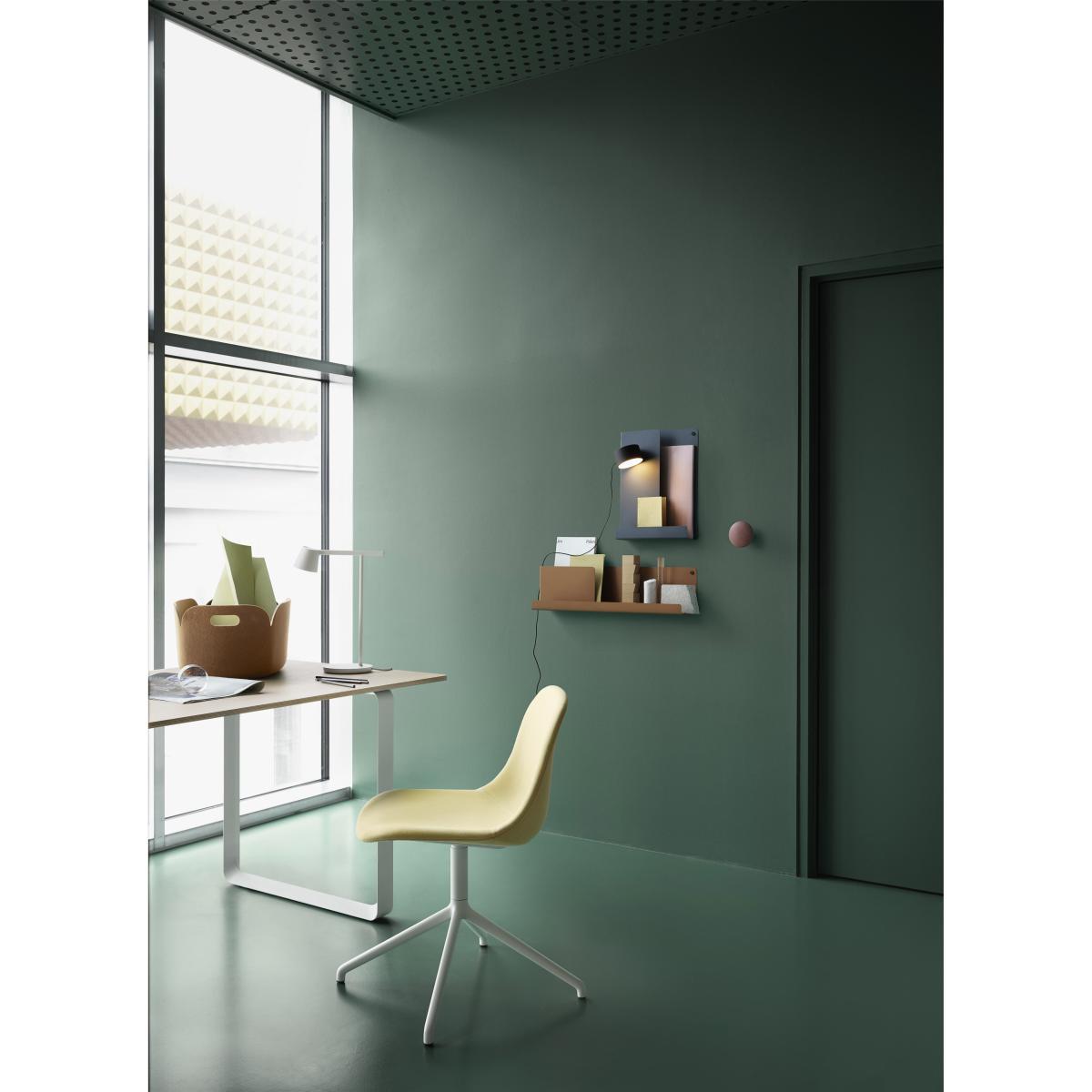 Post Wall light with plug - / LED - Adjustable magnetic spotlight by Muuto Black – image 4