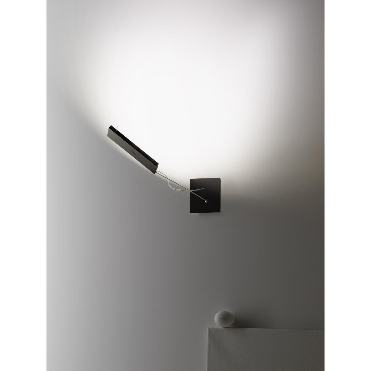 WaLL.E.D Wall light - LED / Swivelling by Ingo Maurer Black – image 3