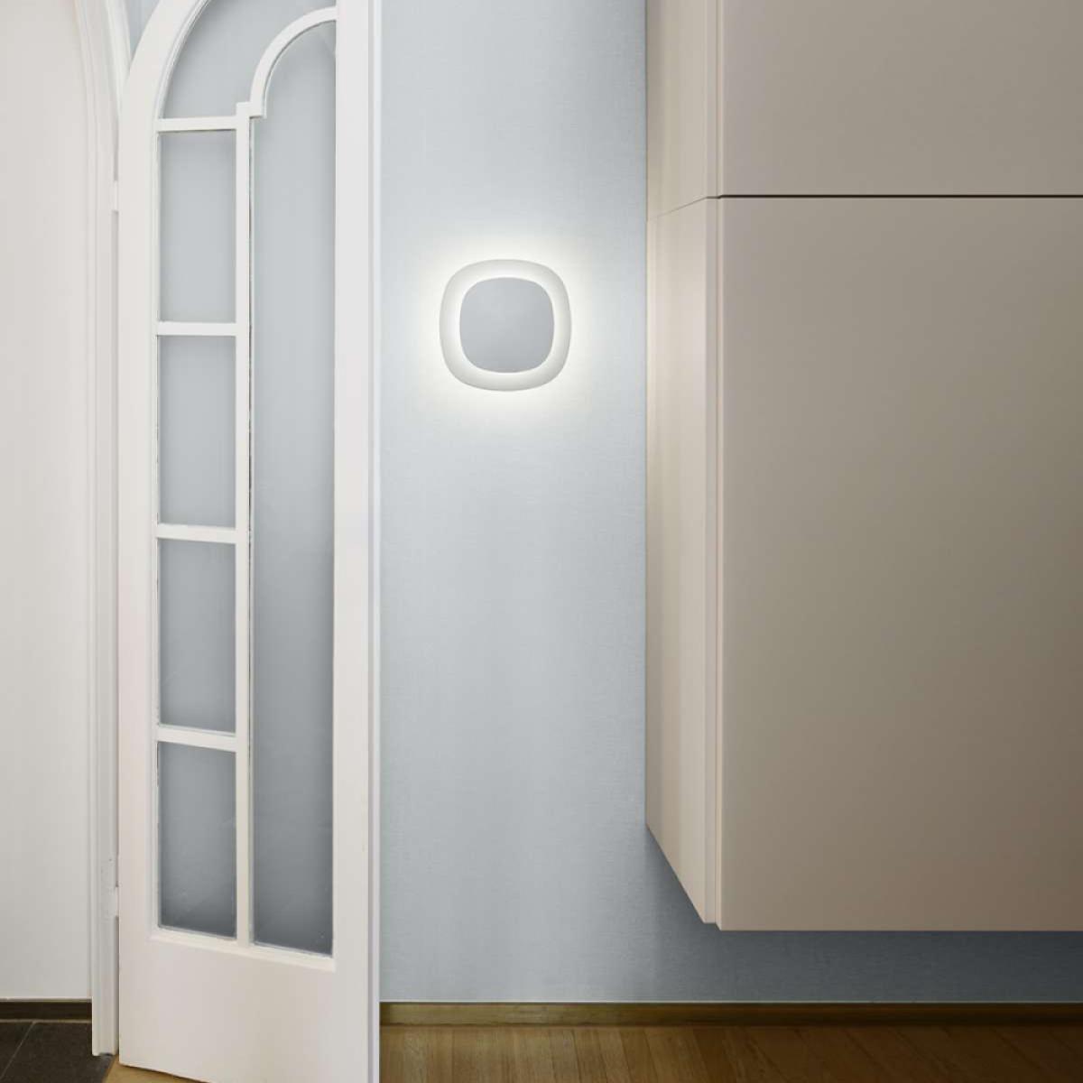 Luceplan Luthien wall lamp White 2700 kelvin – image 2