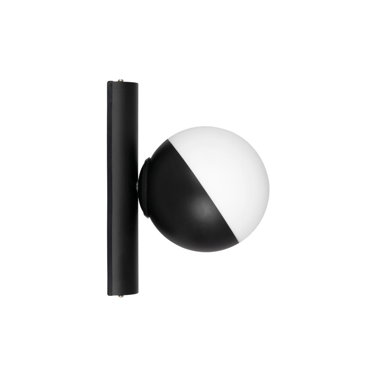 Globen Lighting Contur wall lamp Ø15 cm Black-white – image 3