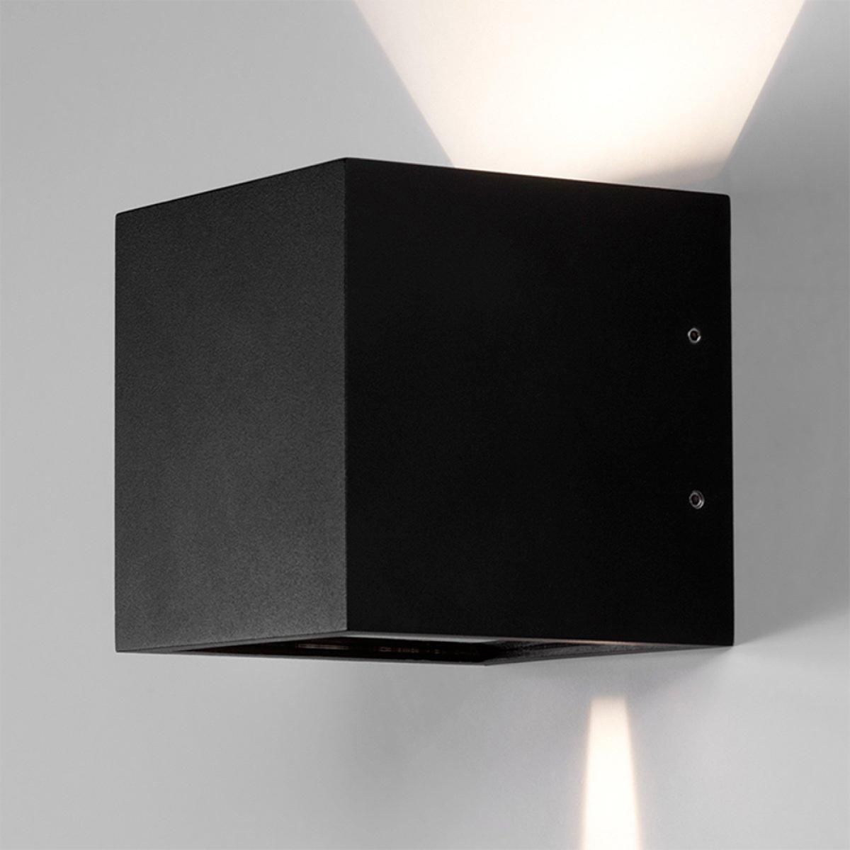Light-Point Cube XL Up/Down wall lamp Black led – image 3